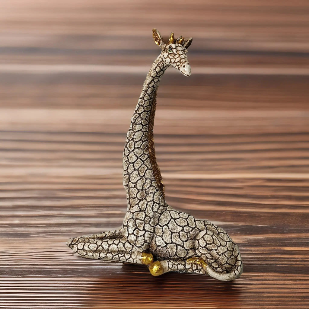 Handcrafted Resin Giraffe Showpiece WINNKRAFT
