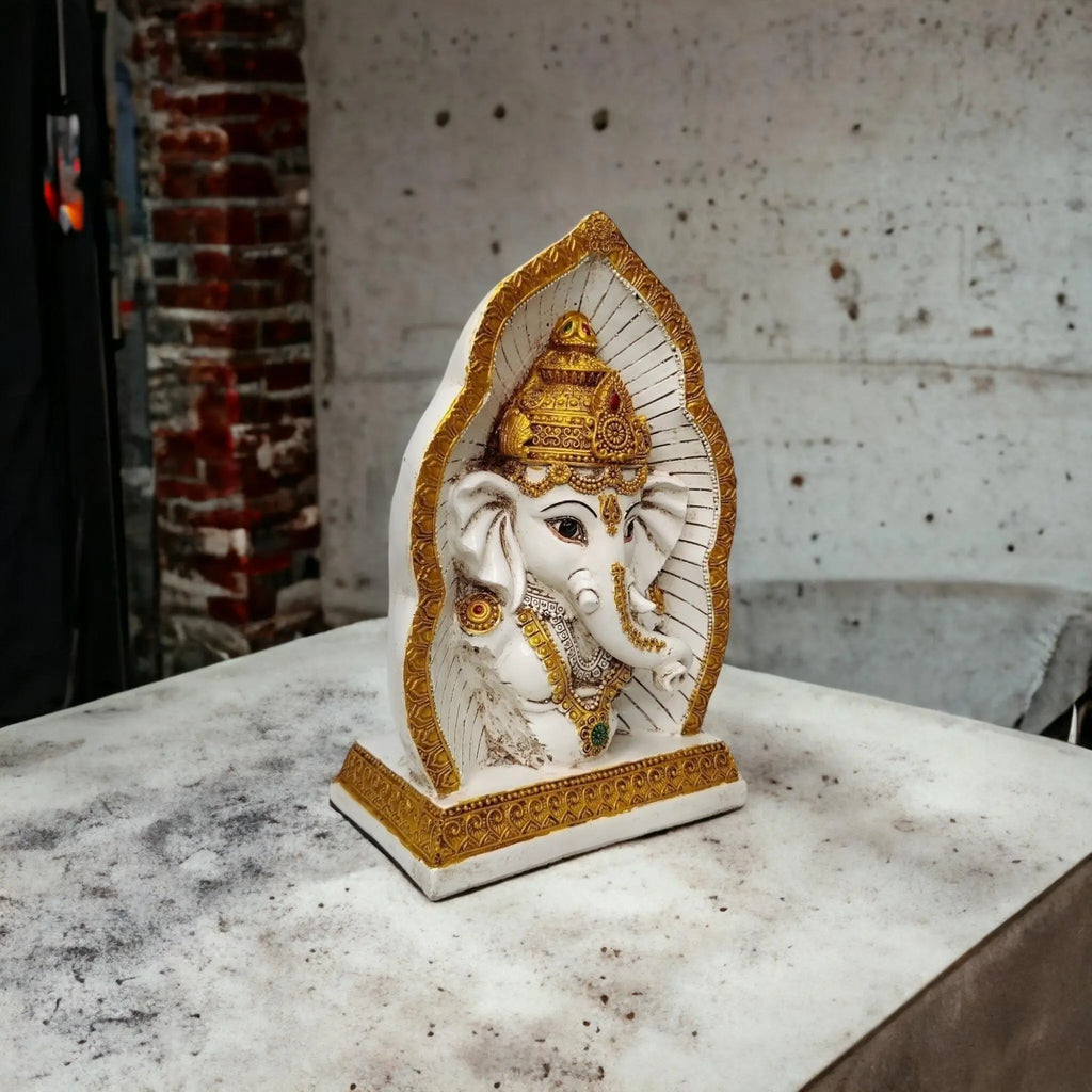 Rustic Frame Ganesh - White & Golden WINNKRAFT